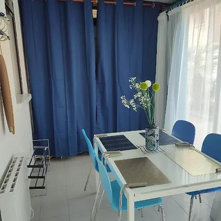 Holiday home Maison A La Climatisee Et Wifi Fibre Pour Teletravail *
